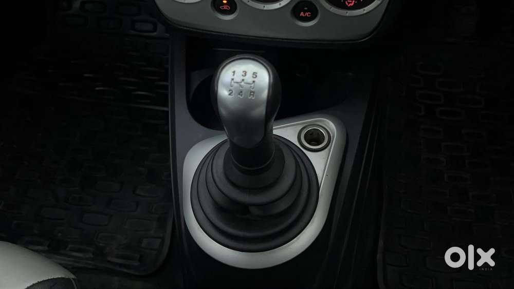 Ford Figo 2010-2012 Petrol Zxi, 2011, Petrol