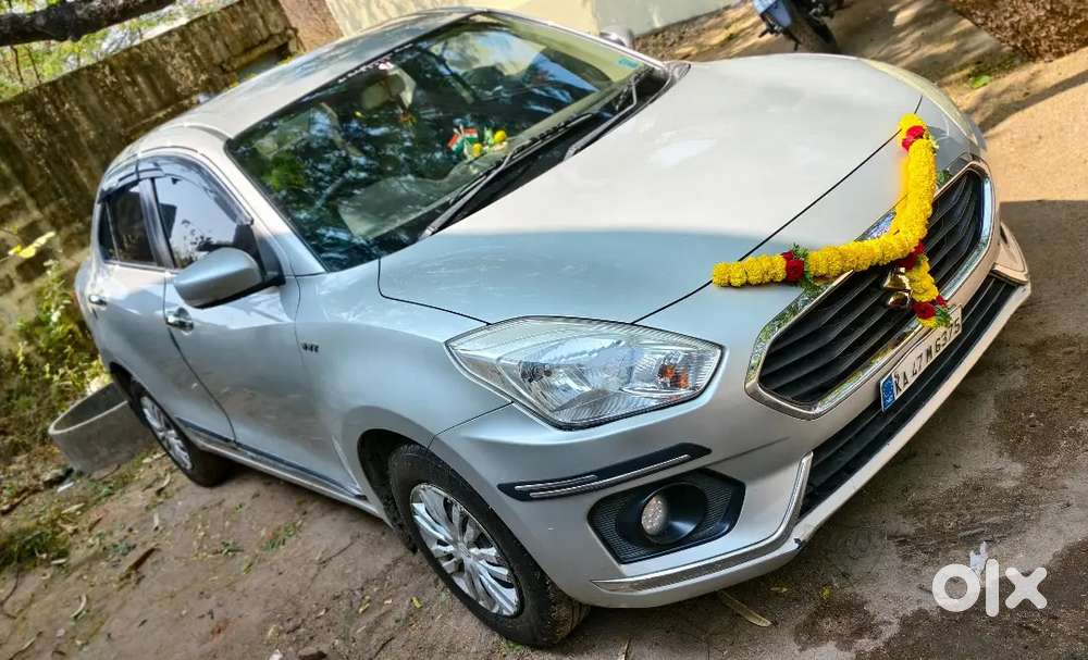 Maruti Suzuki Dzire 2017 Petrol 137201 Km Driven