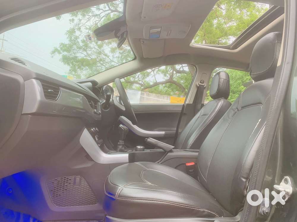 Tata Nexon, 2022, Petrol