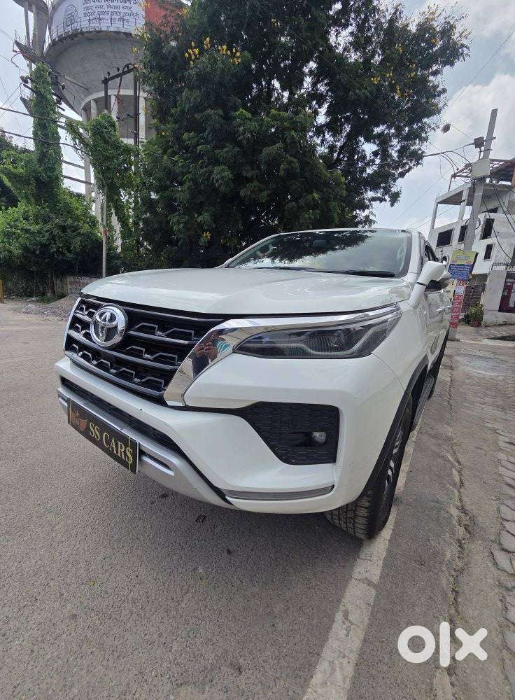 Toyota Fortuner 4x2 At 2.8 Diesel, 2021, Diesel