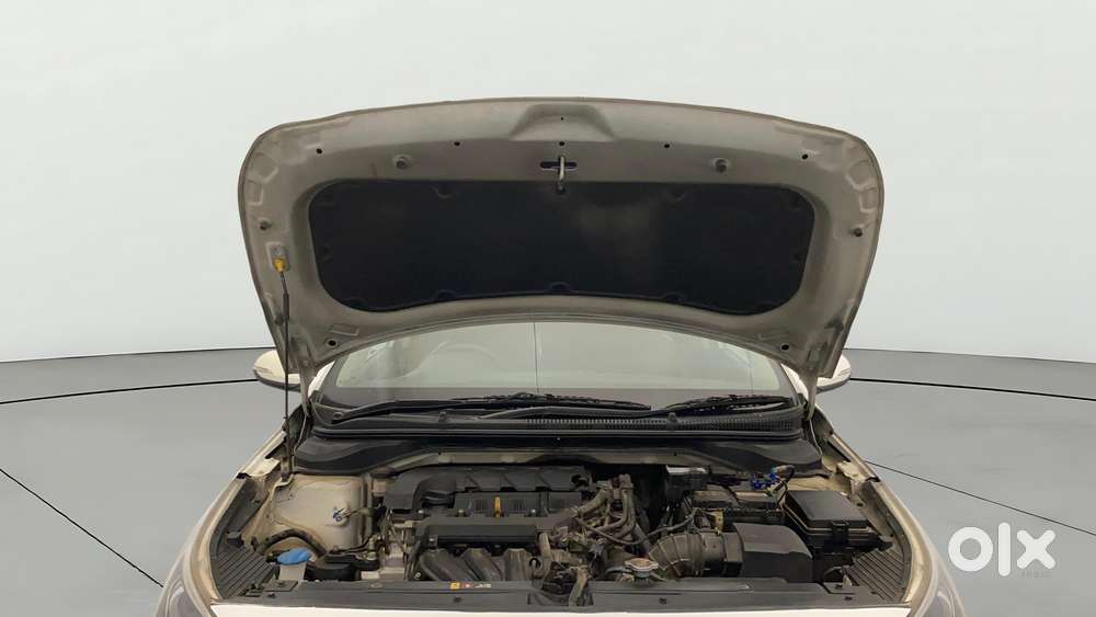 Hyundai Verna 1.5 Sx Vtvt, 2022, Petrol
