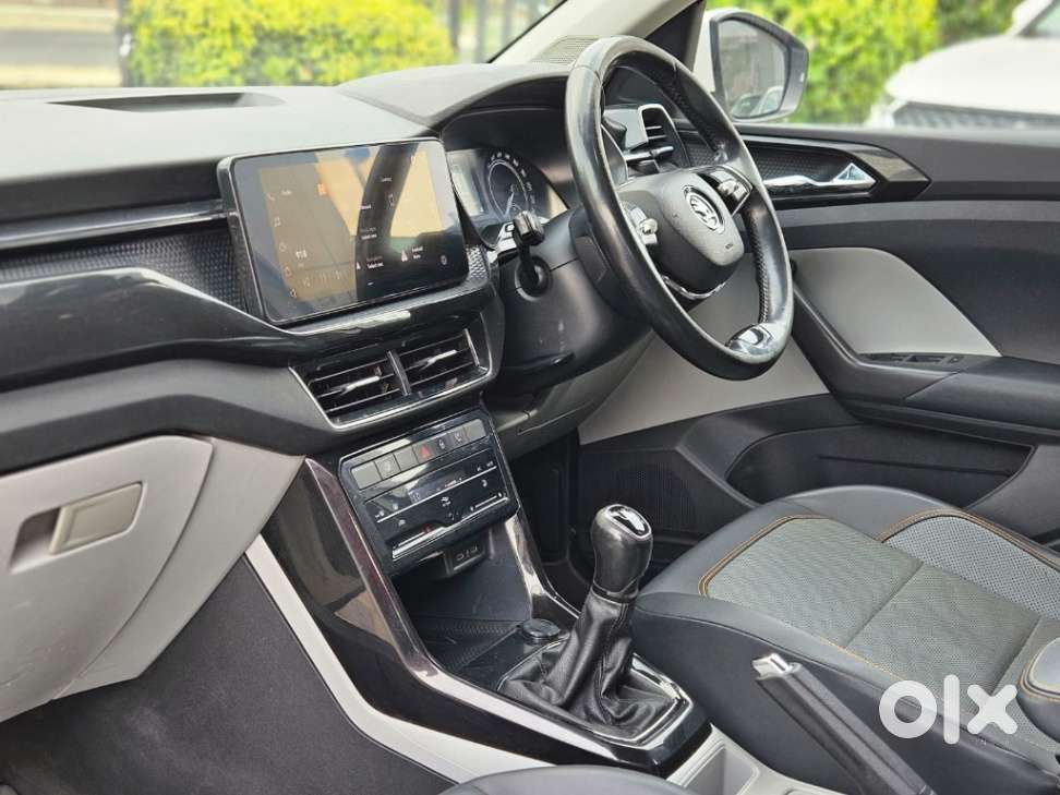 Skoda Kushaq Style 1.0l Tsi Mt, 2022, Petrol