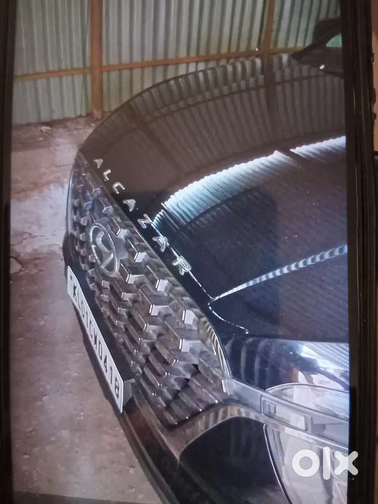 9/22 Alcazar Diesel Manual 5 Year Maintenance Contract 5 Year Warranty