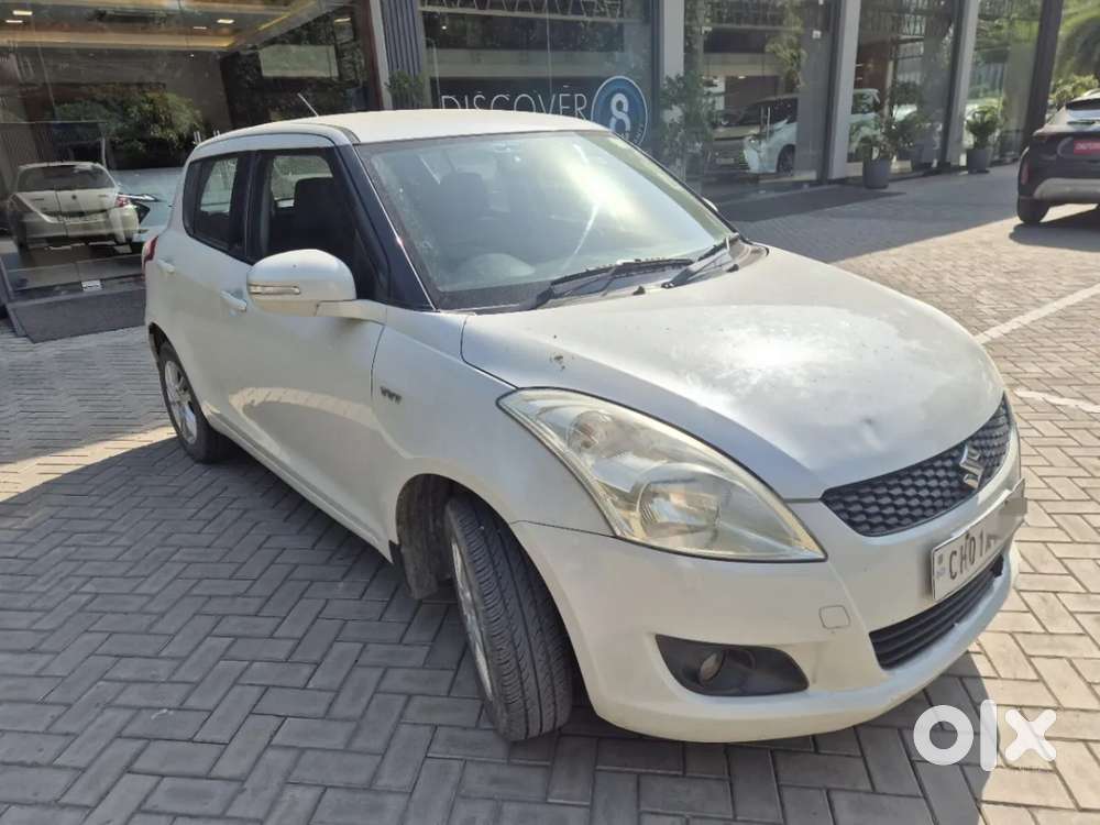 Maruti Suzuki Swift 1.3 Zxi, 2013, Petrol