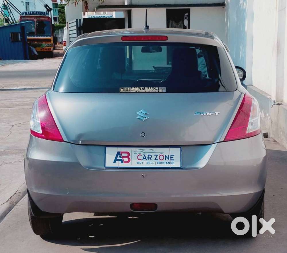 Maruti Suzuki Swift Vxi Abs Bsiv, 2017, Petrol