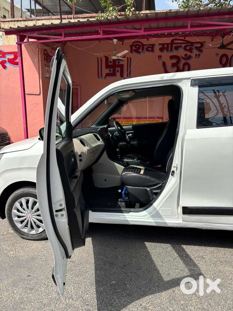 Maruti Suzuki Wagon R 1.2 Vxi, 2022, Petrol