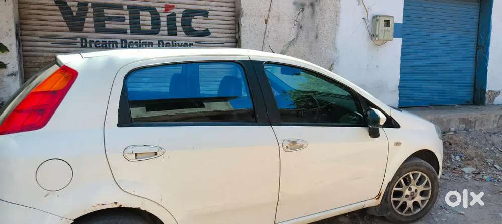 2012 Model Punto Emotion