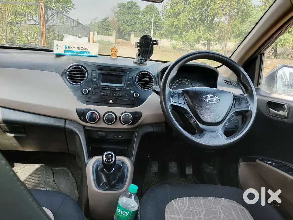 Hyundai Grand I10 2015 Petrol 71200 Km Driven