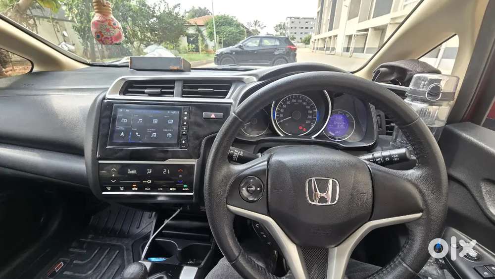 Honda Jazz Vx Petrol Manual Dec-2019 Odo-43600 Kms