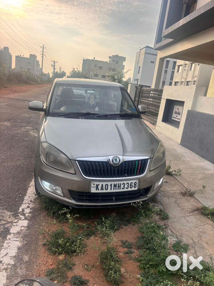Skoda Petrol Manual 2011