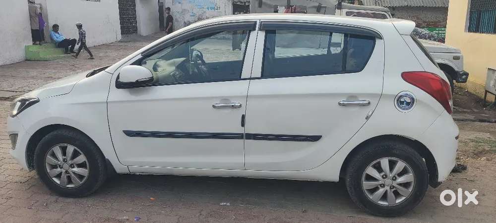 Hyundai I20 2013 Diesel 85235 Km Driven