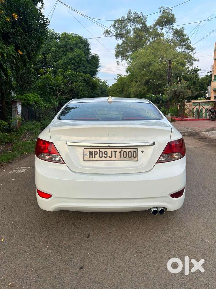 Hyundai Verna Fluidic 1.6 Crdi Sx, 2011, Diesel