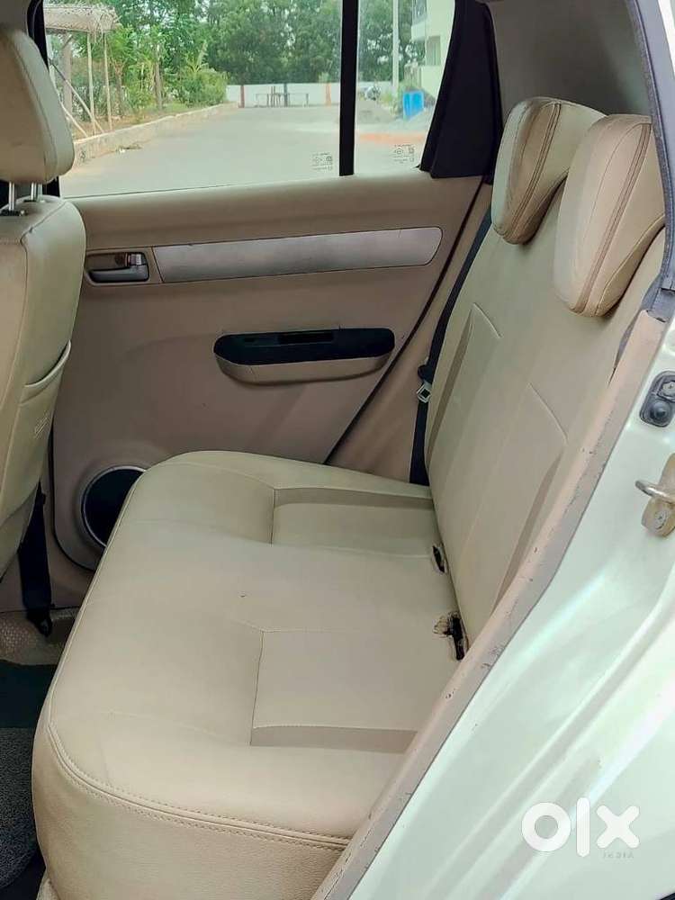 Maruti Suzuki Swift Vxi + Manual, 2006, Petrol