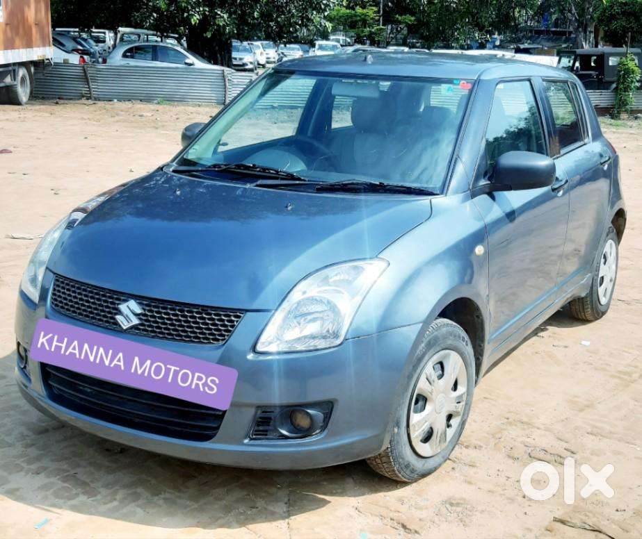 Maruti Suzuki Swift Vxi + Manual, 2011, Petrol