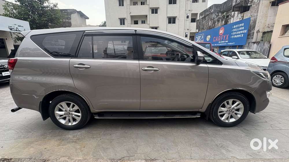 Toyota Innova Crysta 2.4 G Mt 7 Str, 2019, Diesel