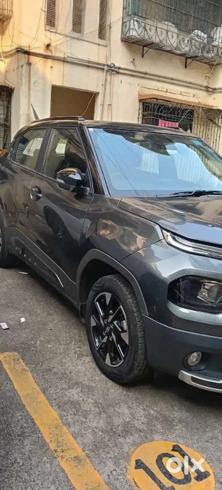 Tata Punch 2023 Dual Tone Sunroof