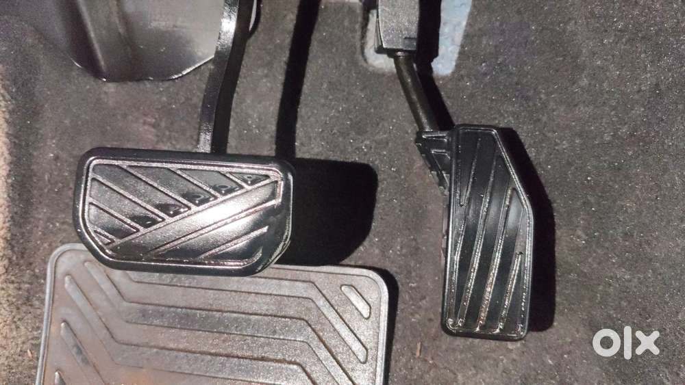 Maruti Suzuki Xl6 Alpha At, 2019, Petrol