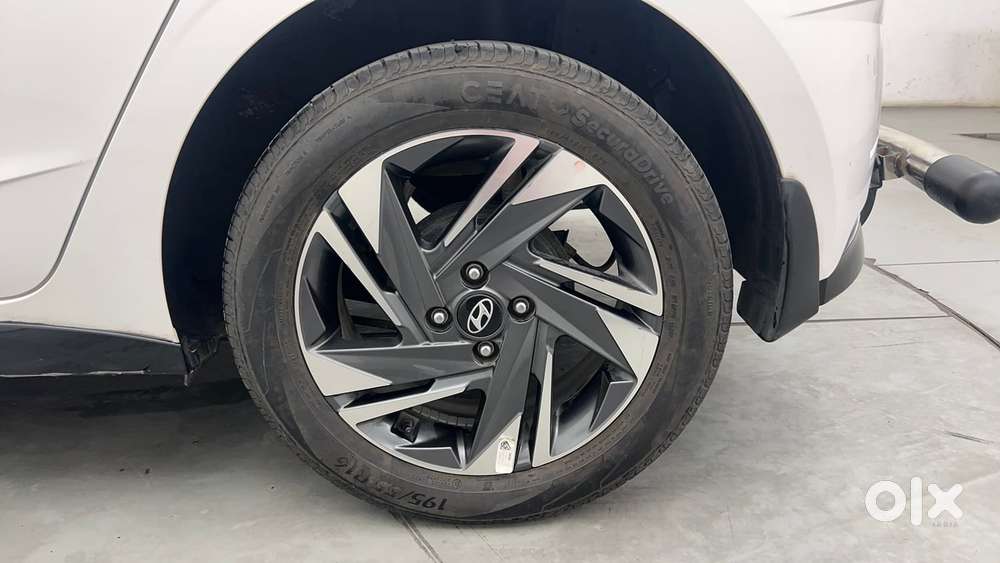 Hyundai New I20 1.0 Asta (o) Turbo Dct, 2023, Petrol