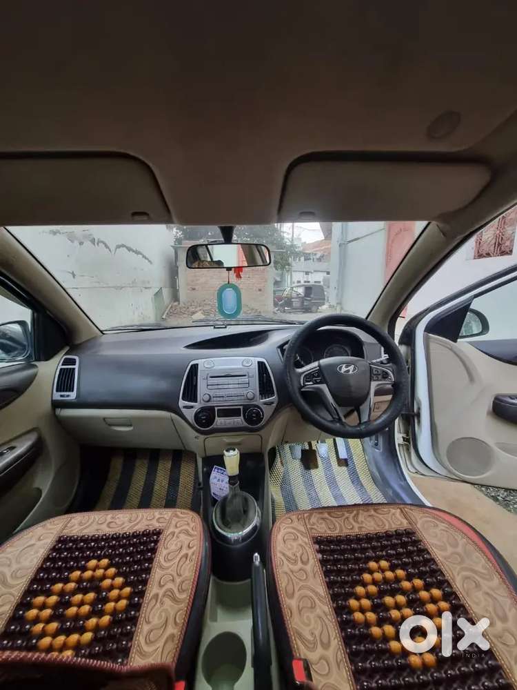 Hyundai I20 2011 Diesel 143000 Km Driven...well Maintained Car