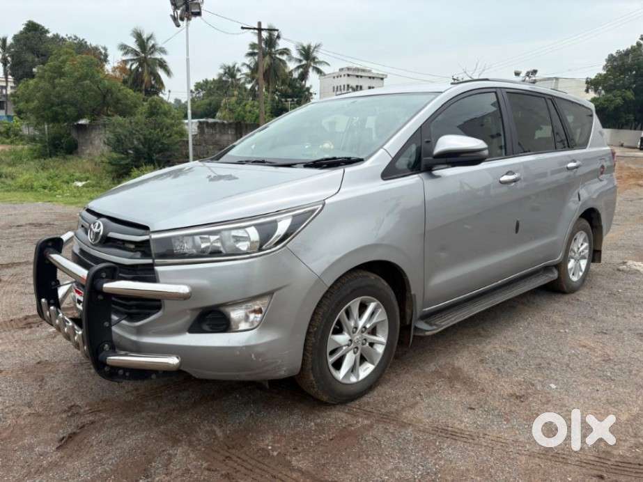 Toyota Innova Crysta [2020-ongoing] 2.4 Gx 8 Str, 2020, Diesel