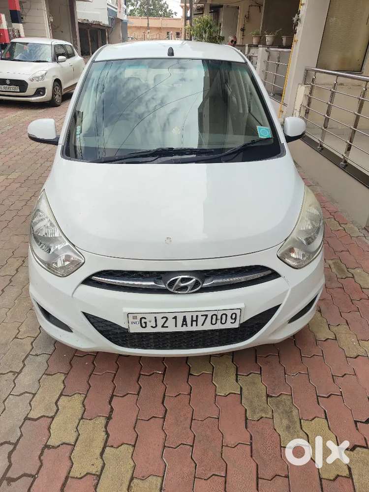 Hyundai I10 Sportz 2012 Petrol