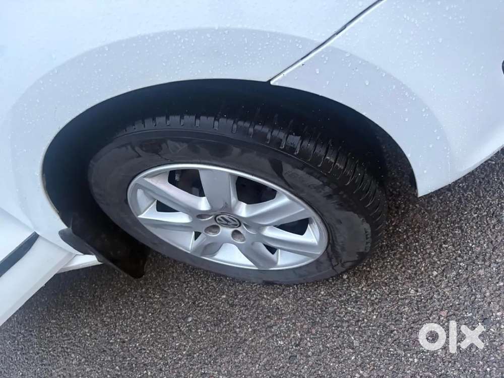 Volkswagen Polo Petrol Highline 1.2l, 2011, Petrol