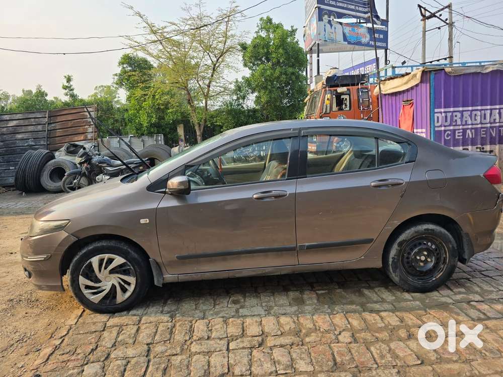 Honda City 2011 Variant
