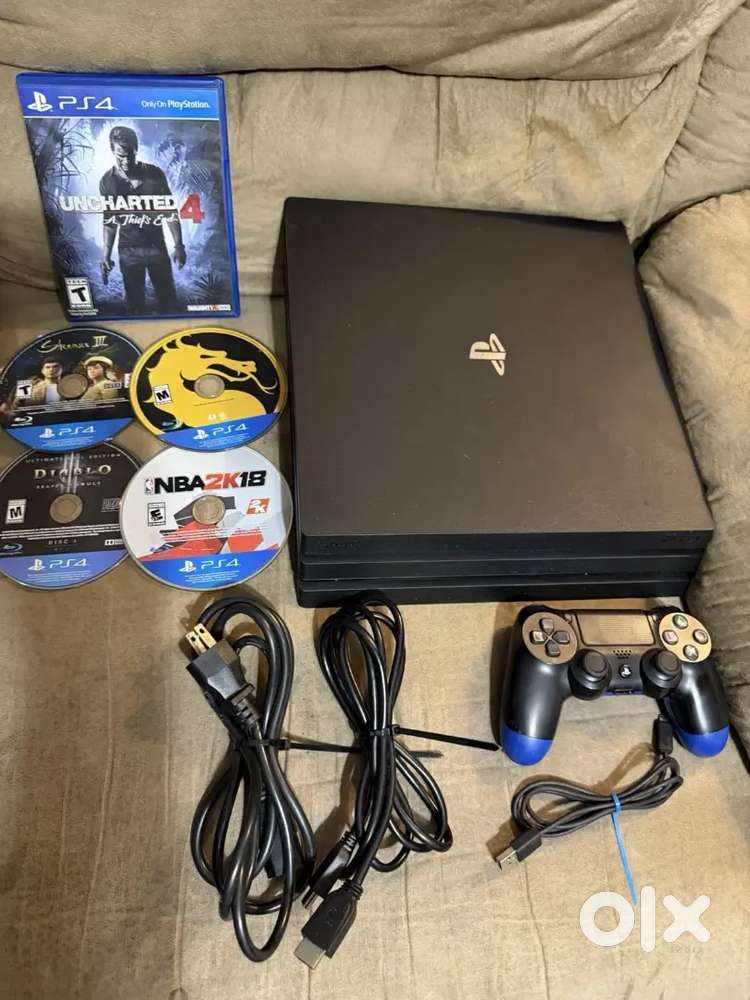 PlayStation 4 Pro 1TB Console Bundle - Tested Cleaned