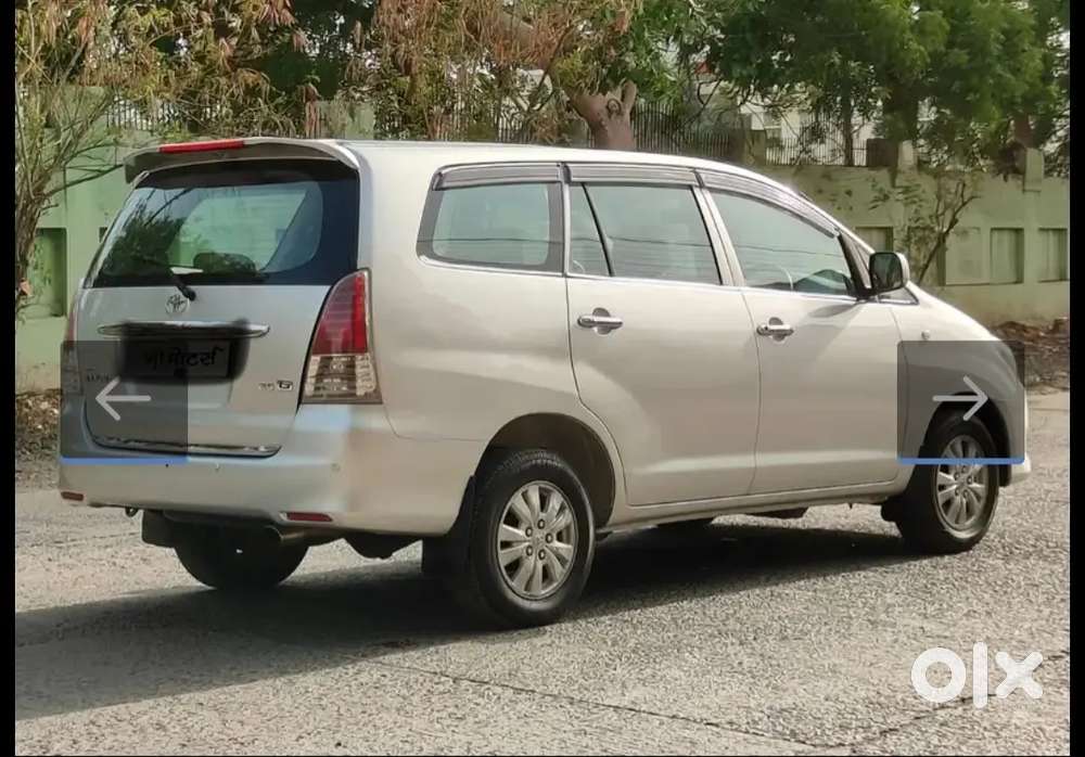 Toyota Innova 2.5 V 2011