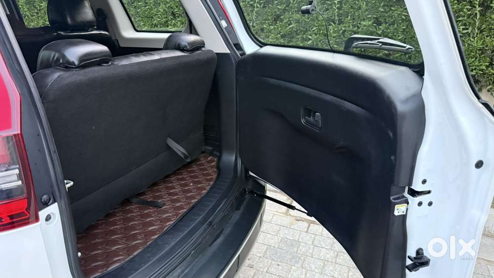 Mahindra Scorpio N Z8 Select Diesel At 2wd 7-seater, 2025, Diesel