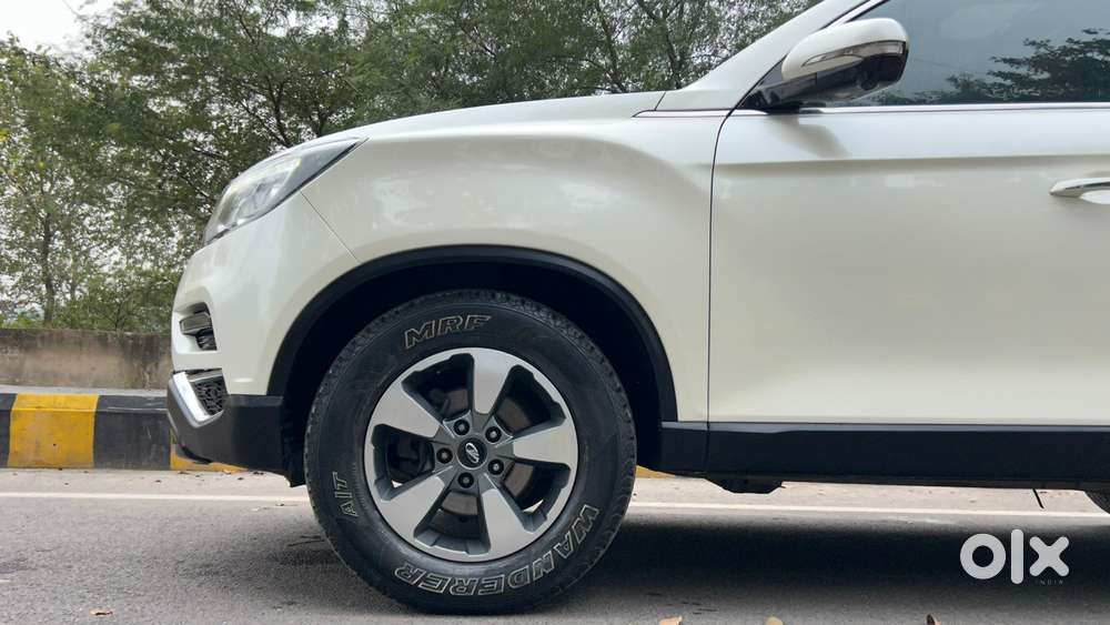 Mahindra Alturas G4 4wd At, 2019, Diesel