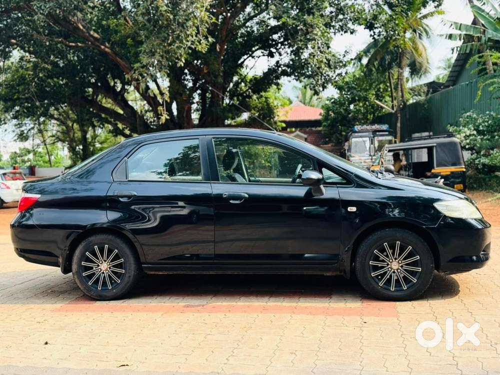 Honda City Zx 2006 Petrol Good Condition