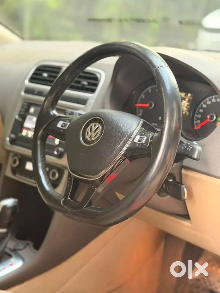 Volkswagen Vento 1.2 Highline Plus At 16 Alloy, 2018, Petrol