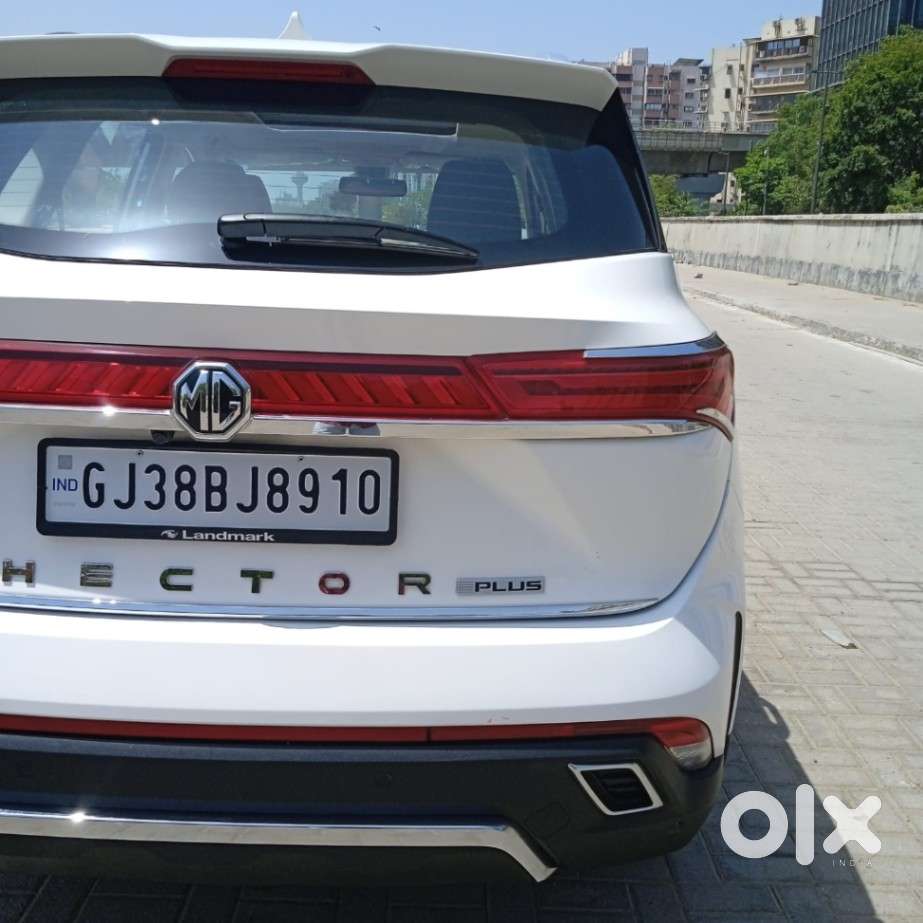 Mg Hector Plus Sharp Pro 1.5 Turbo Petrol Cvt 6 Str, 2025, Petrol