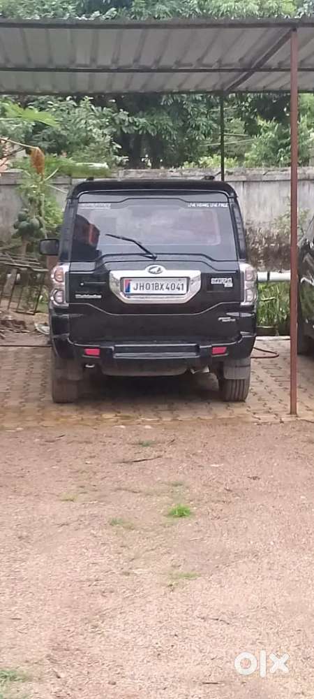 Mahindra Scorpio Diesel 2016 Variant S10