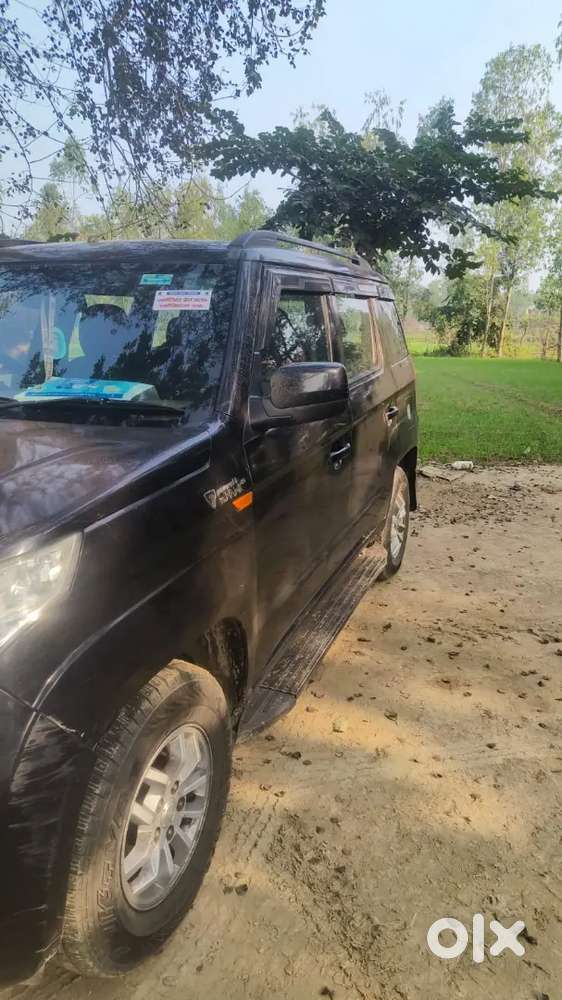 Mahindra Tuv 300 2015 Diesel 110000 Km Driven