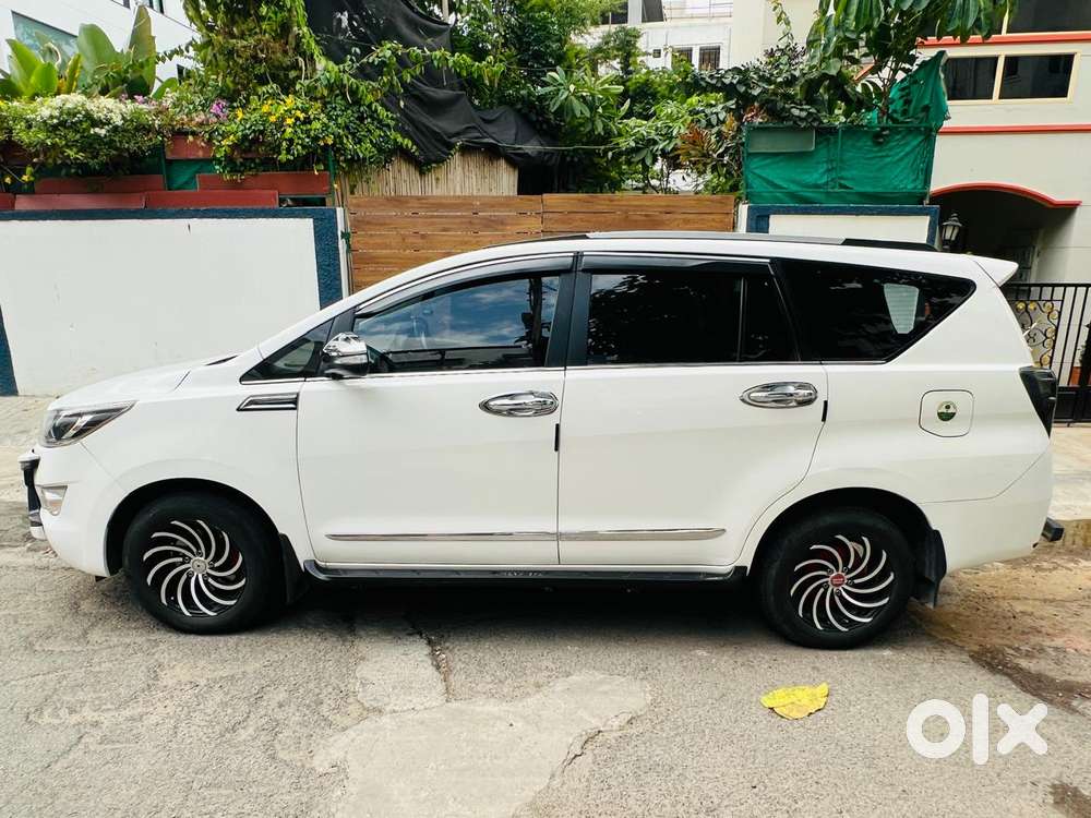 Toyota Innova Crysta 2.4 V 7 Str, 2018, Diesel
