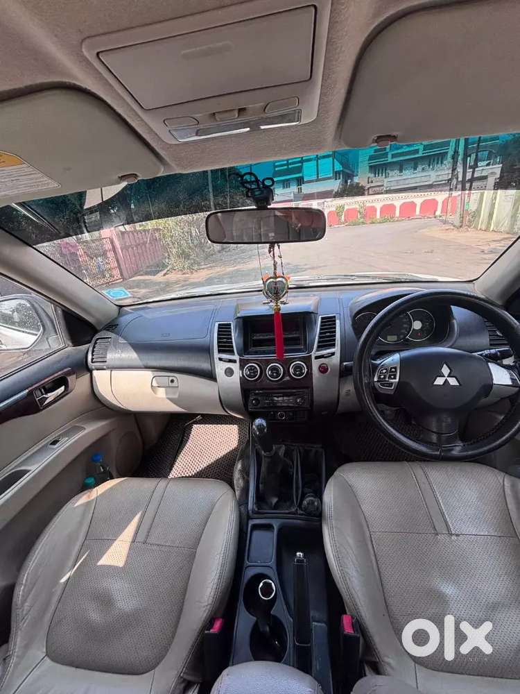 Mitsubishi Pajero Sport 2013 Diesel 155000 Km Driven