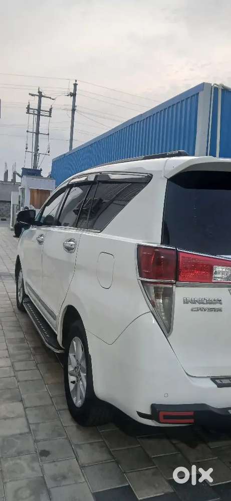 Toyota Innova Crysta 2019