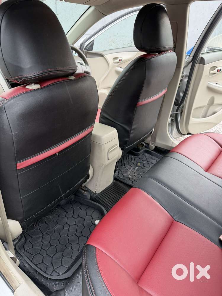 Toyota Corolla Altis Aero 1.8 J, 2011, Petrol