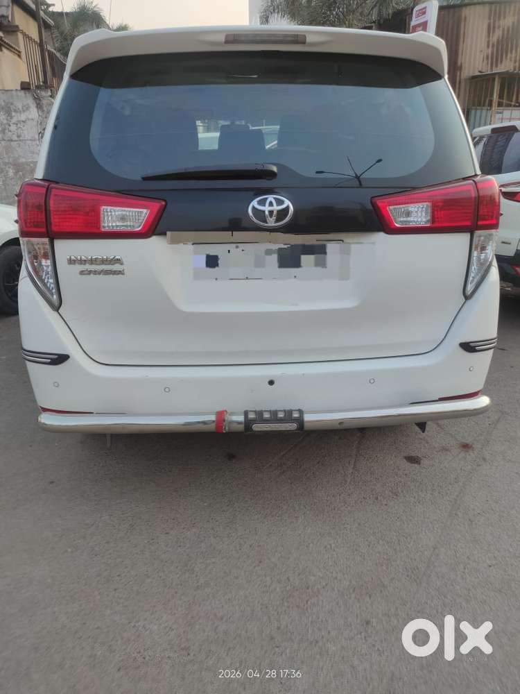 Toyota Innova Crysta 2.4 G Mt, 2024, Diesel