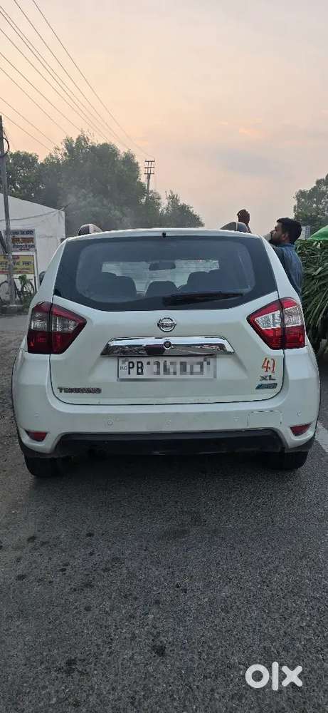 Nissan Terrano 2015 Model