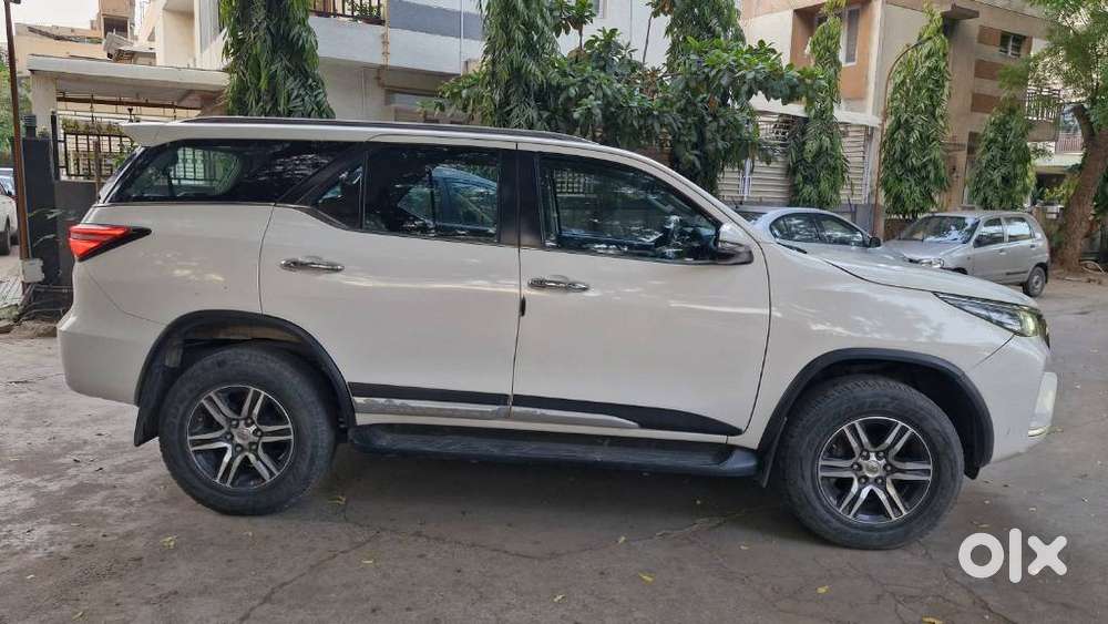 Toyota Fortuner 4x2 At 2.8 Diesel, 2022, Diesel