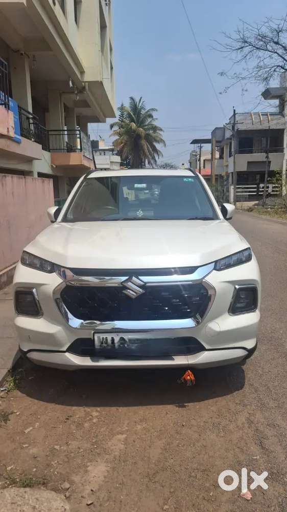 Maruti Suzuki Grand Vitara 2025 Petrol 33000 Km Driven