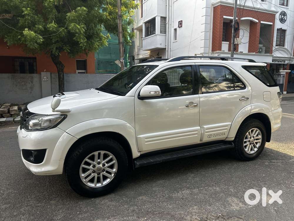 Toyota Fortuner 3.0 4x2 Automatic, 2012, Diesel