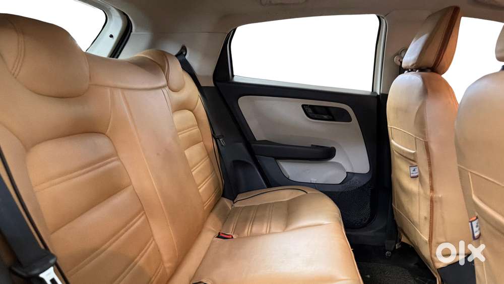 Tata Altroz 1.2 Xm Plus, 2021, Petrol