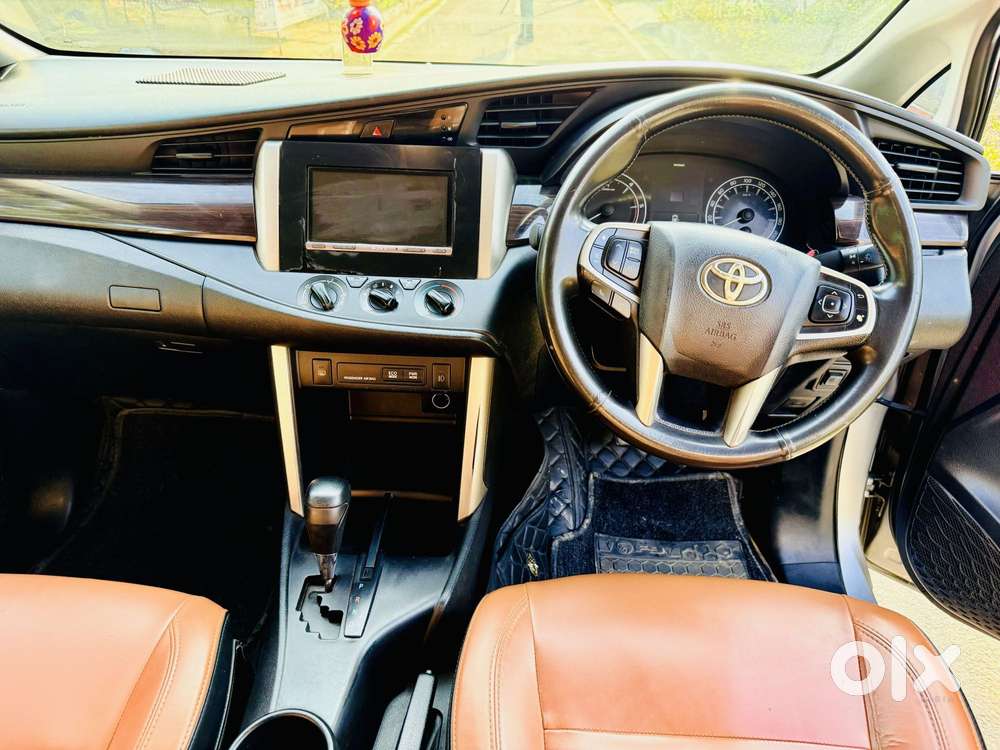 Toyota Innova Crysta 2.7 Gx At, 2018, Diesel