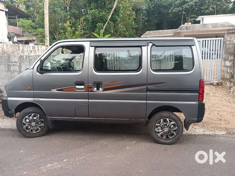 Maruti Suzuki Eeco 5 Str Ac Bs Iv  Well Maintain Good Condition