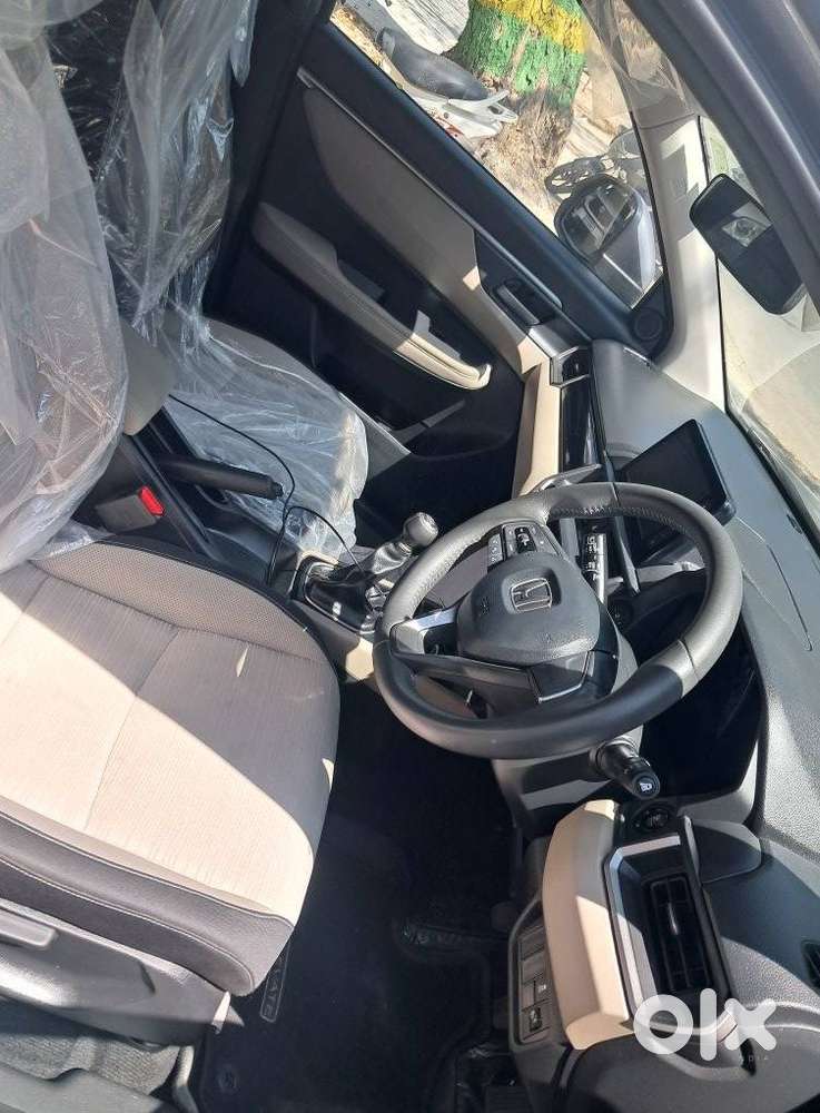 Honda Elevate Vx Mt, 2025, Petrol