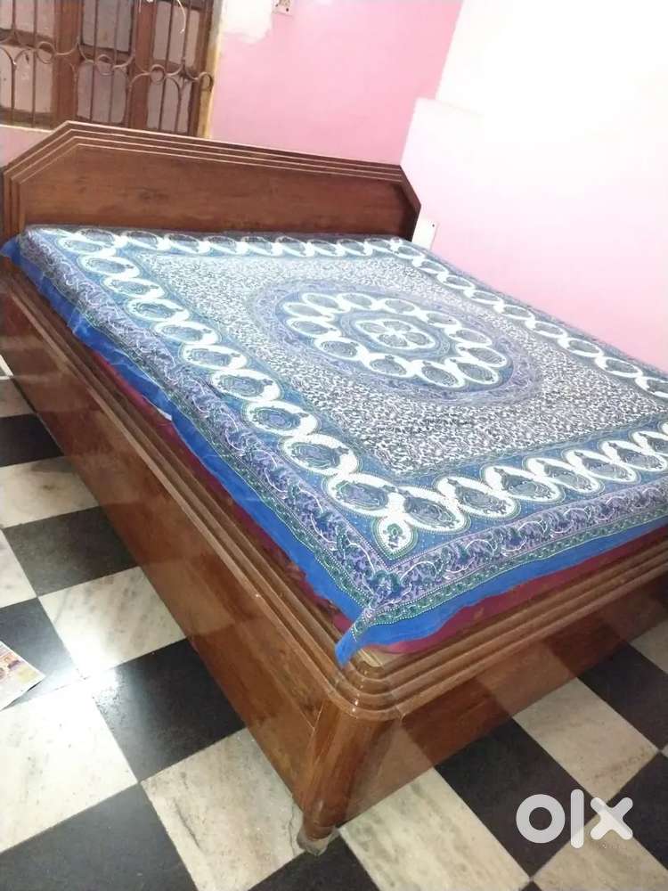 Best quality teak wood furniture in sale